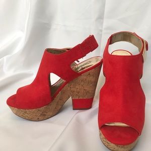 Carlos Bristol Red heels size 7